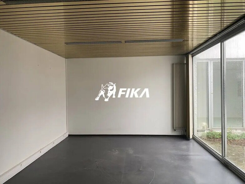 Light Industrial in Mérignac to rent - Building Photo - Image 2 of 8