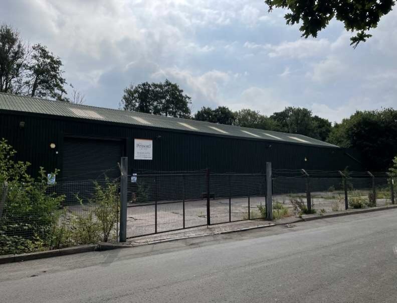 4 Tram Rd, Pontllanfraith for sale Primary Photo- Image 1 of 1