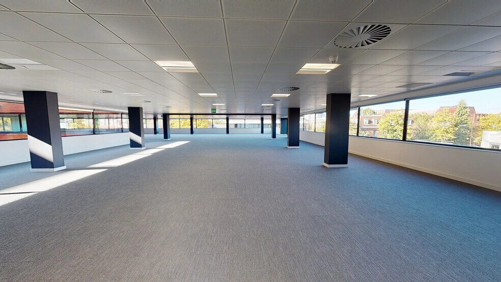 Washway Rd, Sale to rent - Matterport 3D Scan - Image 3 of 29