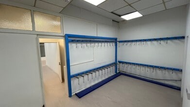 Ranmore Path, Orpington to rent Interior Photo- Image 2 of 5