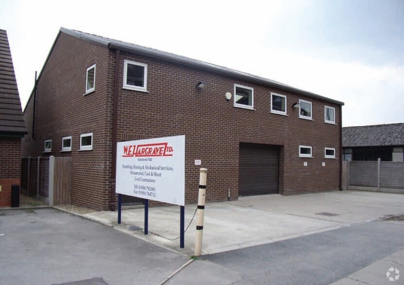 Lavender Grove, York for sale - Primary Photo - Image 1 of 1