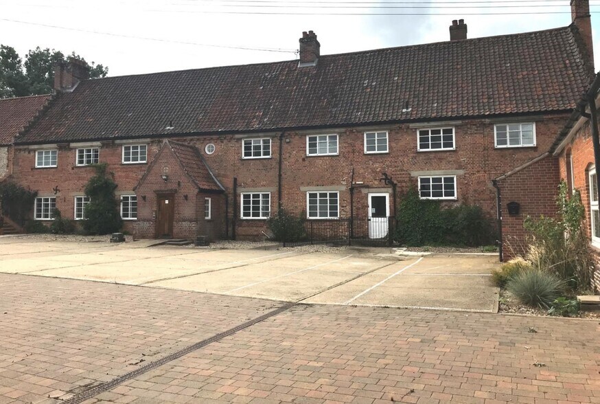 Hargham Rd, Norwich for sale - Primary Photo - Image 1 of 1