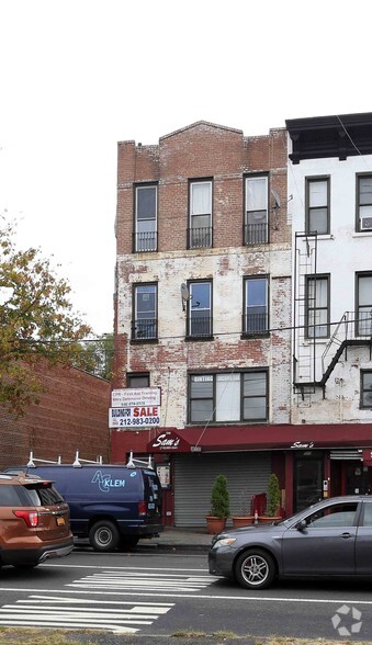 598 Grand Concourse, Bronx, NY for sale - Primary Photo - Image 2 of 4