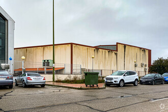 Industrial in Móstoles, MAD for rent Building Photo- Image 1 of 2