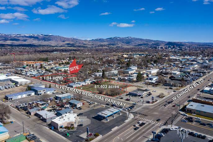 E Veterans Memorial Hwy, Garden City, ID for rent - Building Photo - Image 1 of 9