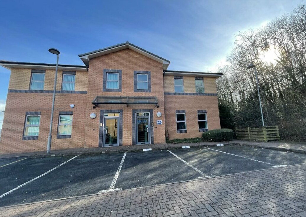 10-12 The Croft, Bromsgrove for sale Primary Photo- Image 1 of 1