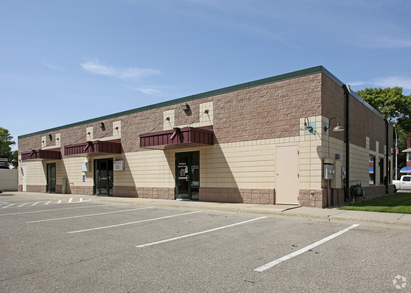 1001 1st St S, Willmar, MN for sale - Building Photo - Image 2 of 25