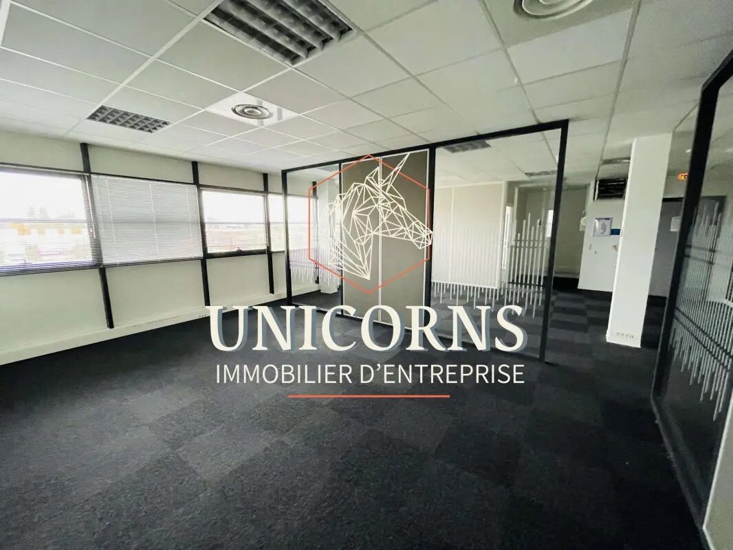 Office in Colomiers to rent Building Photo- Image 1 of 5