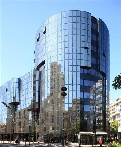 44 Avenue Georges Pompidou, Levallois-Perret to rent - Building Photo - Image 1 of 4