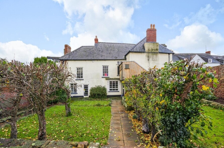 6 Agincourt St, Monmouth for sale - Building Photo - Image 2 of 11