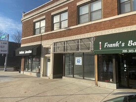 130-134 Madison St, Oak Park IL - Commercial Property