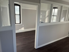 401 County St, New Bedford, MA for rent Interior Photo- Image 1 of 4