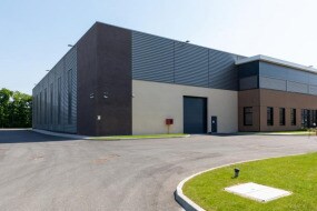 Industrial in Sucy-en-Brie to rent - Building Photo - Image 2 of 8