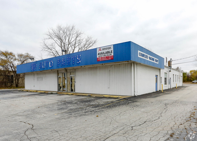 2816 Bay Rd, Saginaw, MI for sale - Primary Photo - Image 1 of 1