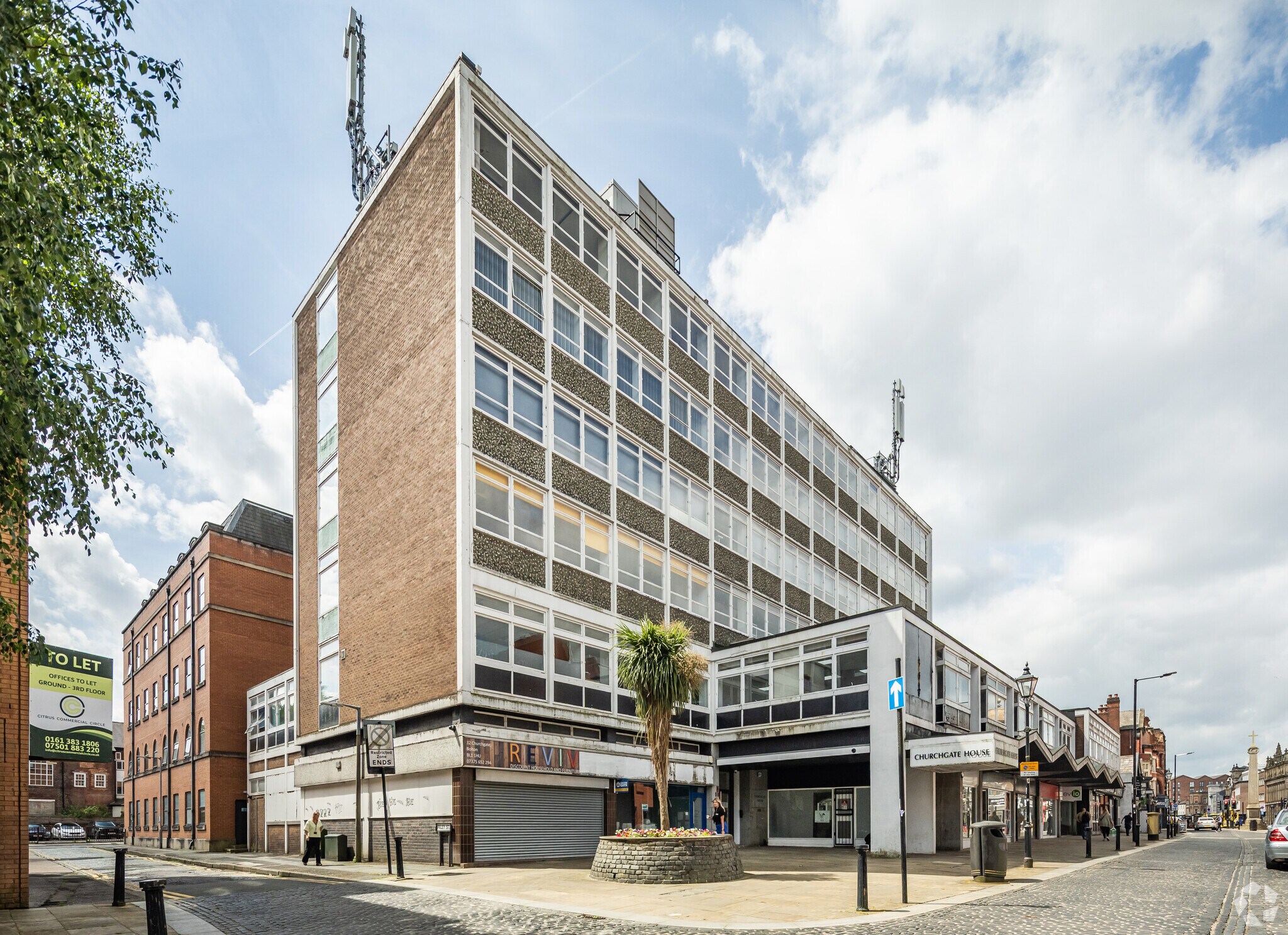 12-34 Churchgate, Bolton to rent Primary Photo- Image 1 of 4