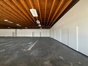 11001 N 99th Ave, Peoria, AZ to rent Interior Photo- Image 2 of 2