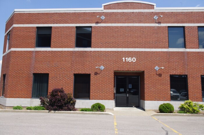 1160-1170 Rue Lévis, Terrebonne, QC for sale - Primary Photo - Image 1 of 1