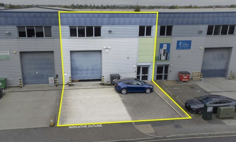 Stonefield Rd, Ruislip to rent - Building Photo - Image 2 of 3