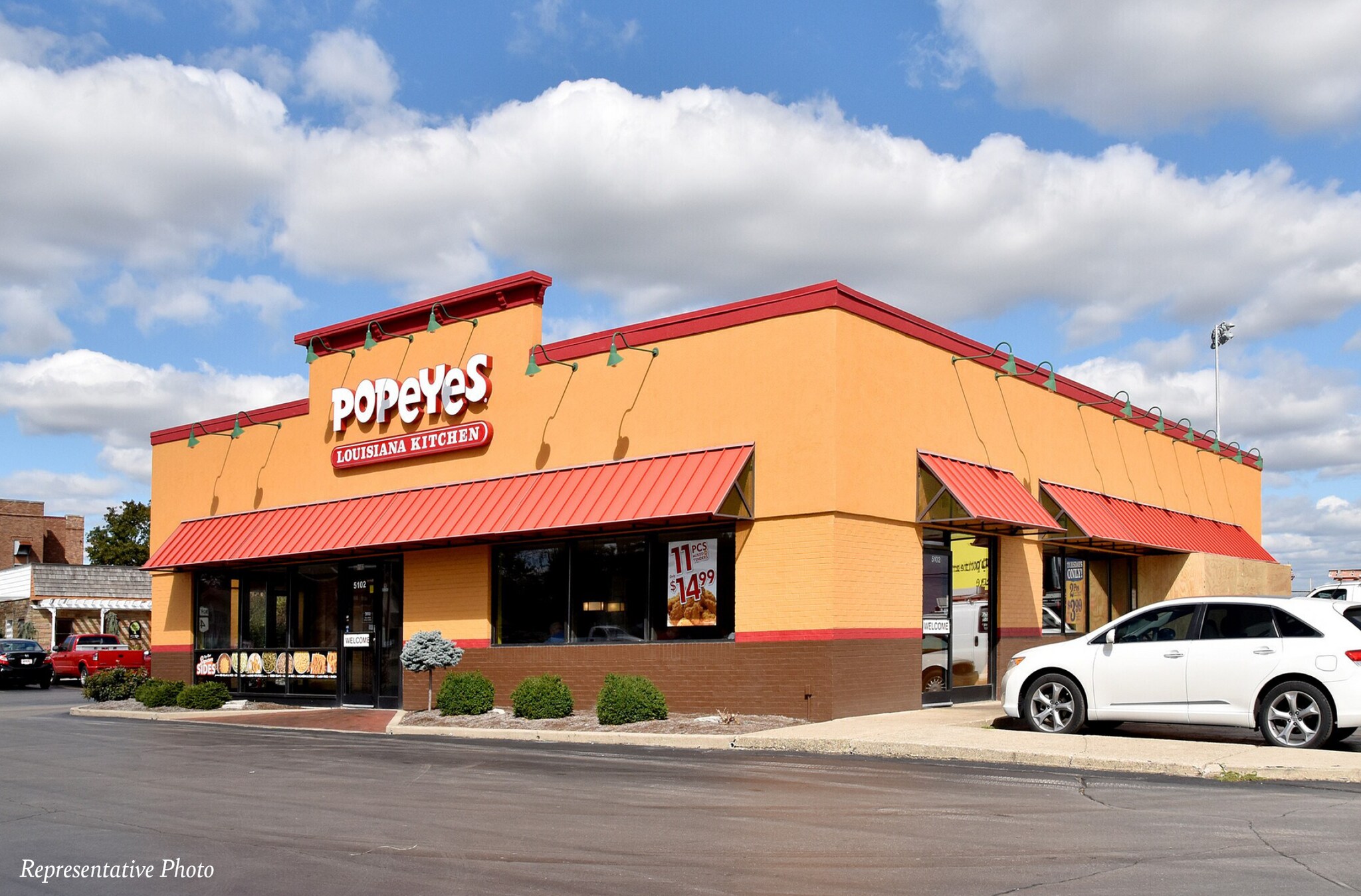 7458 W Appleton Ave, Milwaukee, WI for sale Primary Photo- Image 1 of 4