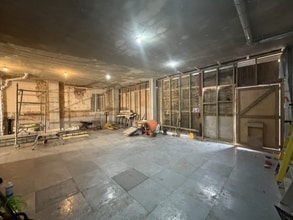 7D High St, Barnet to rent Interior Photo- Image 1 of 4