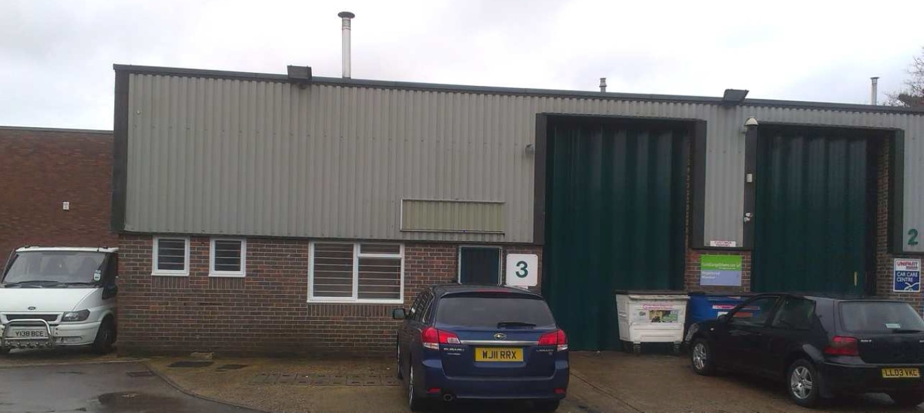 Forest Clos, Verwood to rent Primary Photo- Image 1 of 2