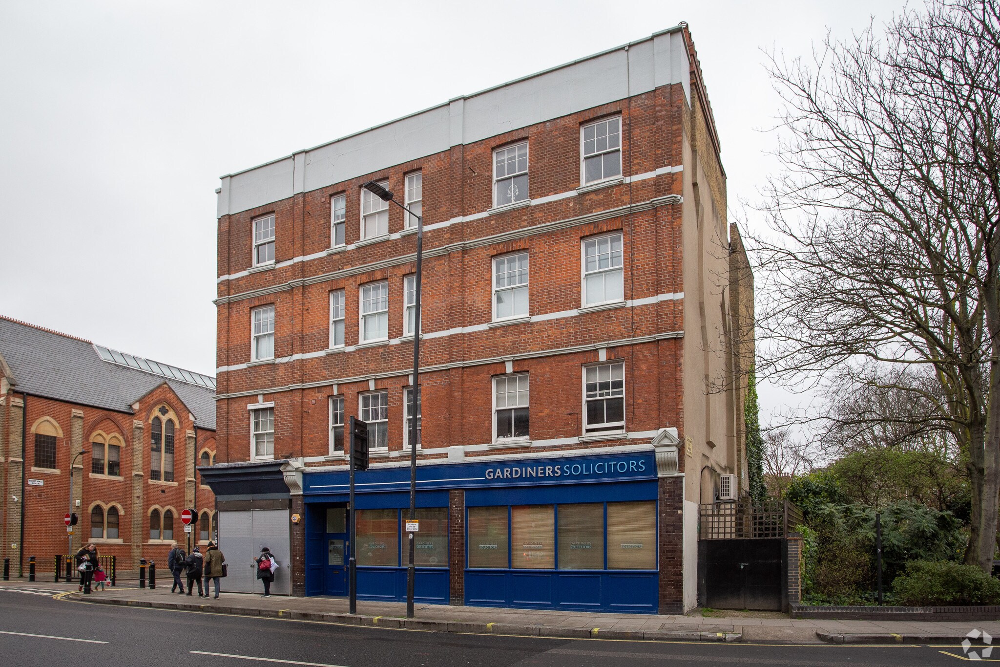 17-21 North End Rd, London to rent Primary Photo- Image 1 of 4