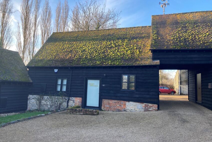 Forty Green, Princes Risborough HP27 9PN UK