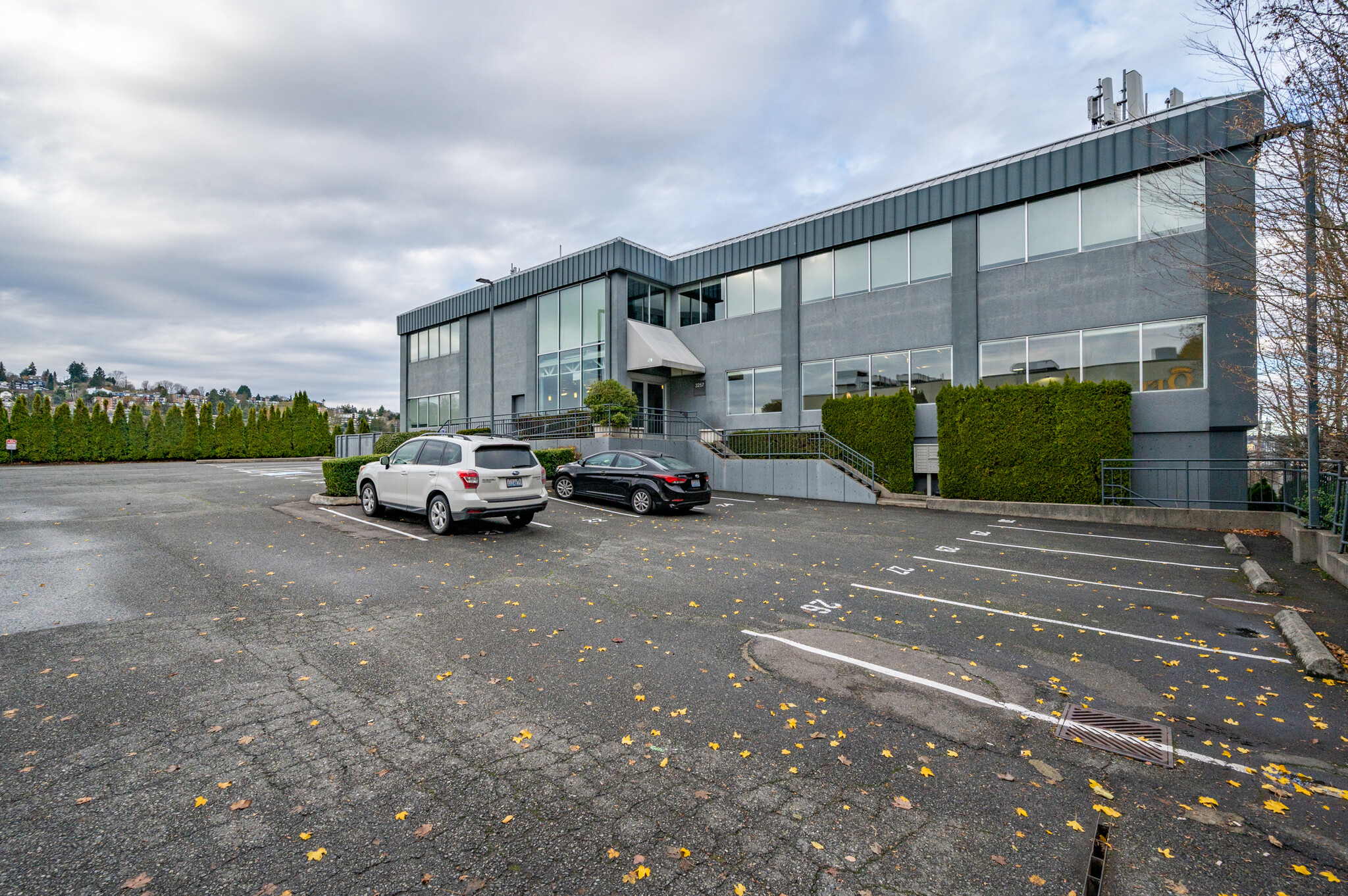 3257 16th Ave W, Seattle, WA for rent Building Photo- Image 1 of 37