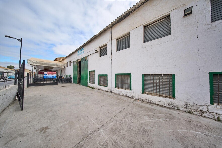 Carretera de la Fuente Vaqueros, 101, Chauchina, Granada for sale - Building Photo - Image 2 of 17