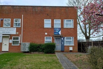 Tewin Rd, Welwyn Garden City to rent Building Photo- Image 1 of 3