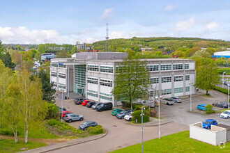 City West Leeds portfolio of 3 properties for sale on LoopNet.co.uk Primary Photo- Image 1 of 6