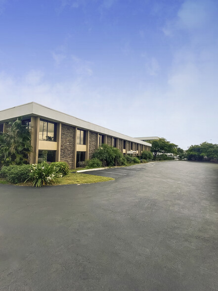 860 US Highway 1, North Palm Beach, FL for sale - Building Photo - Image 1 of 3