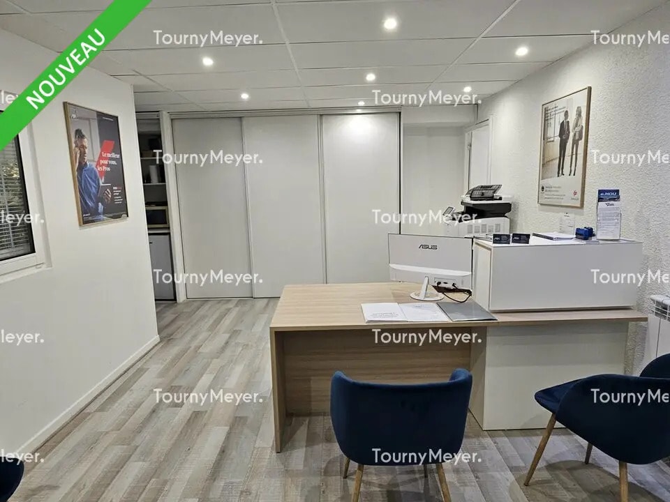 Location Bureaux 70 m² - Photo 1