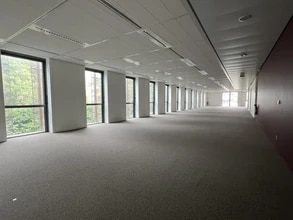 1-11 Rue Du Cottage Tolbiac, Chevilly-Larue to rent Interior Photo- Image 2 of 4