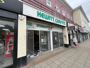 24-24A Hatch Ln, London to rent Building Photo- Image 1 of 3