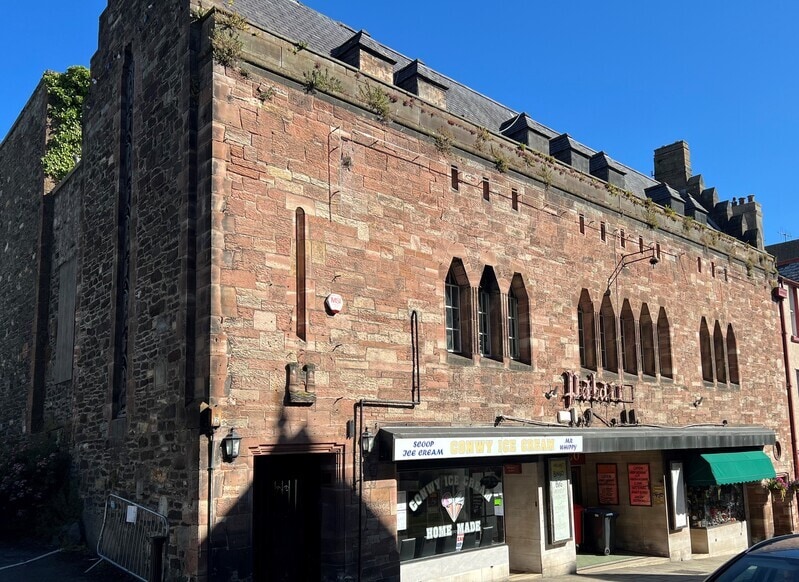 10 High St, Conwy for sale - Primary Photo - Image 1 of 1