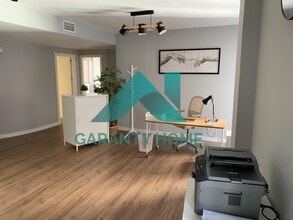 Office in Cáceres, Cáceres to rent Interior Photo- Image 2 of 6