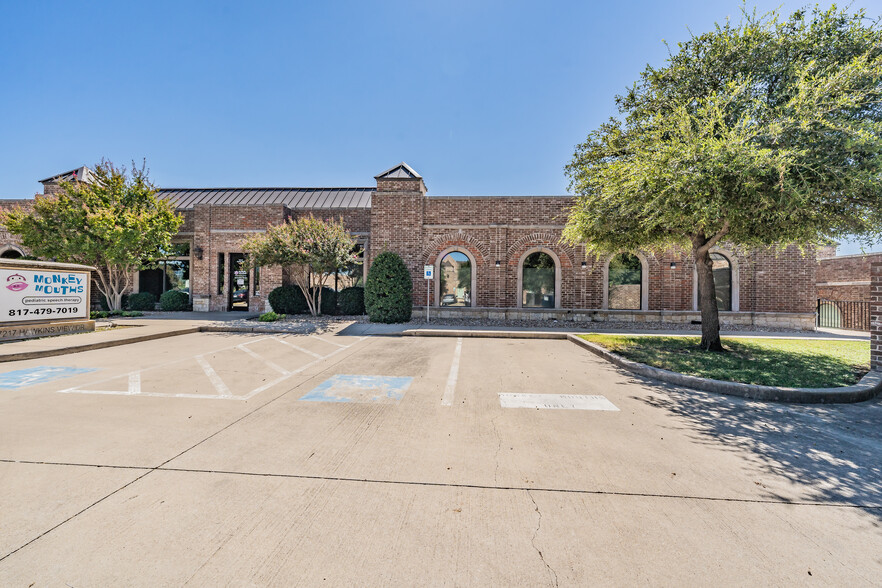 7217 Hawkins View Dr, Fort Worth, TX for rent - Building Photo - Image 1 of 33