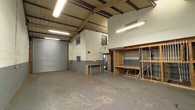 Currock Rd, Carlisle to rent Interior Photo- Image 2 of 5