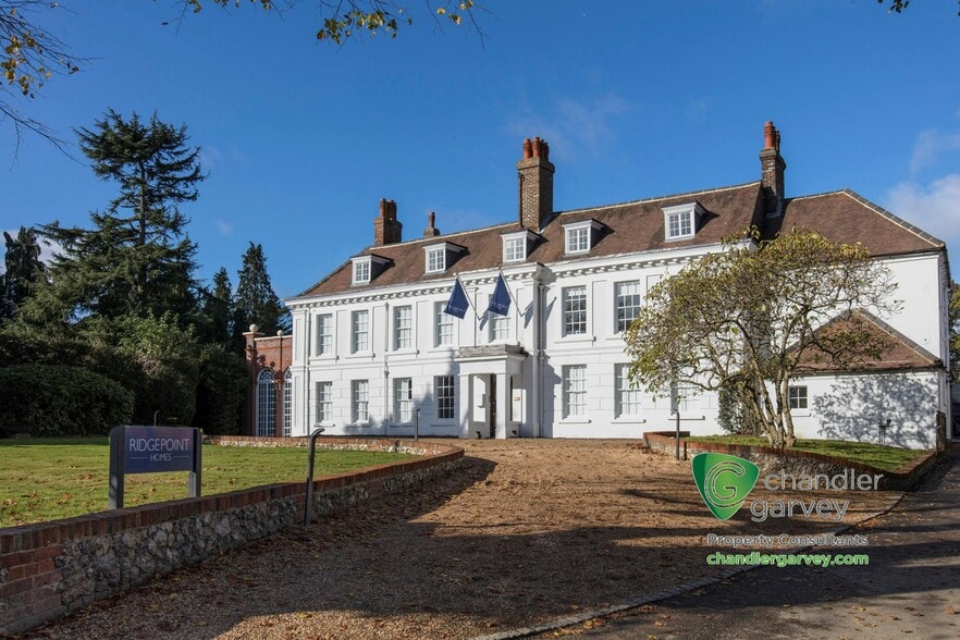 Amersham Rd, High Wycombe for sale - Building Photo - Image 1 of 1