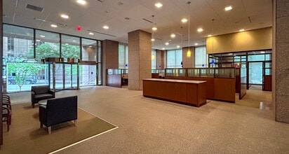 1700 Pacific Ave, Dallas, TX to rent Interior Photo- Image 2 of 3