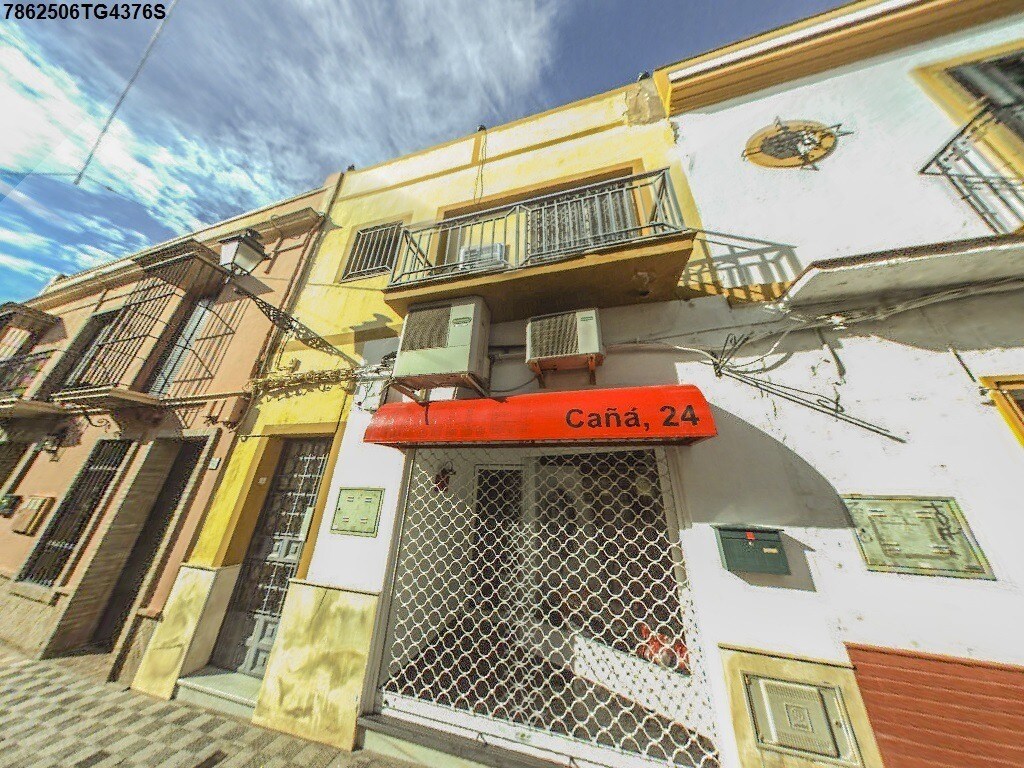 Retail in Alcalá de Guadaíra, Sevilla for sale Primary Photo- Image 1 of 2