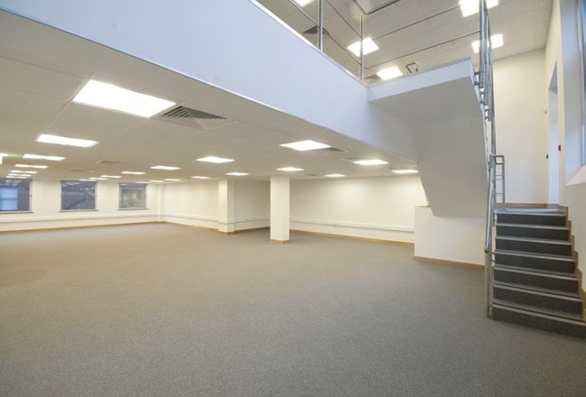 More details for 93-94 Queens Rd, Brighton - Office to Rent