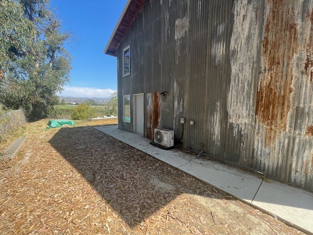 913 Shell Road Rd, Santa Paula, CA for rent - Building Photo - Image 2 of 9