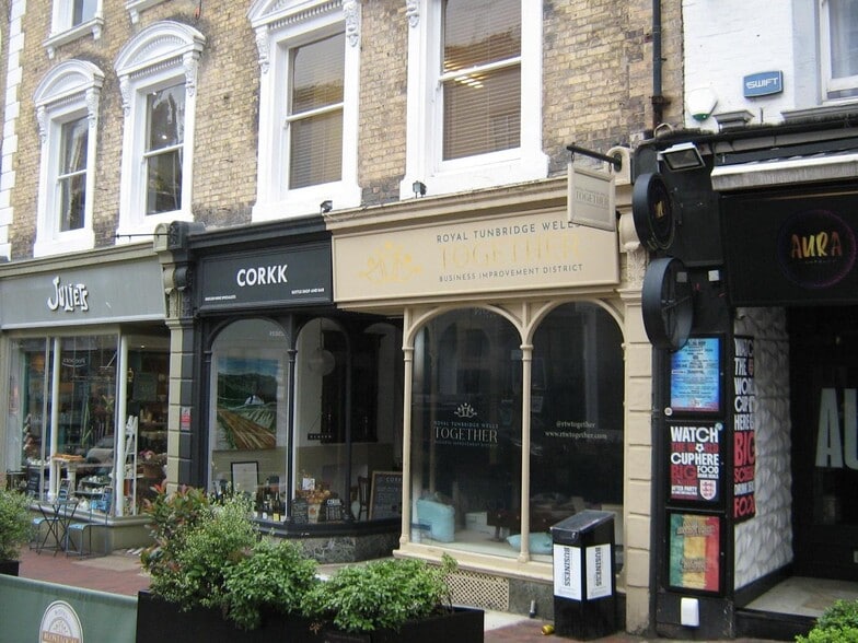 52 High St, Tunbridge Wells to rent - Building Photo - Image 1 of 1