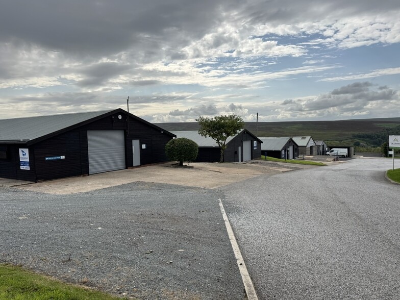 4J's Workspace, Turkey Lodge, Cragg Vale, Hebden Bridge to rent - Building Photo - Image 2 of 7