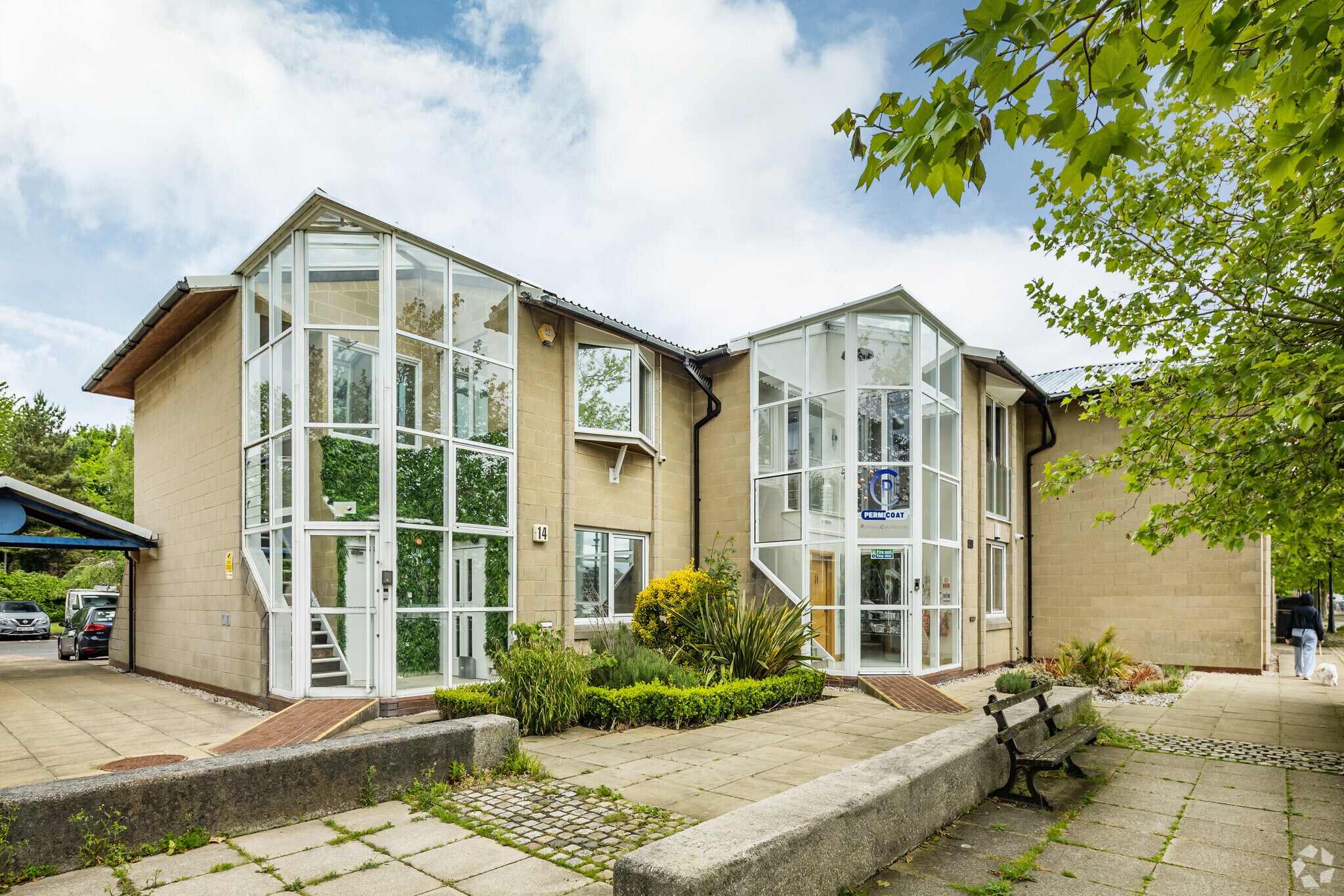 14 Navigation Way, Hesketh Bank to rent Primary Photo- Image 1 of 6