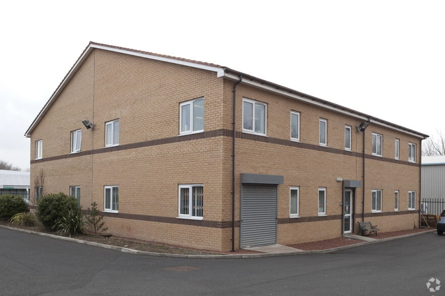 Mylord Cres, Newcastle Upon Tyne to rent - Building Photo - Image 2 of 2