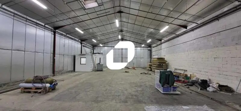 Office in VILLENAVE-D'ORNON to rent - Interior Photo - Image 2 of 15