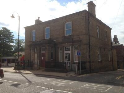 47 Huddersfield Rd, Mirfield for sale Primary Photo- Image 1 of 7